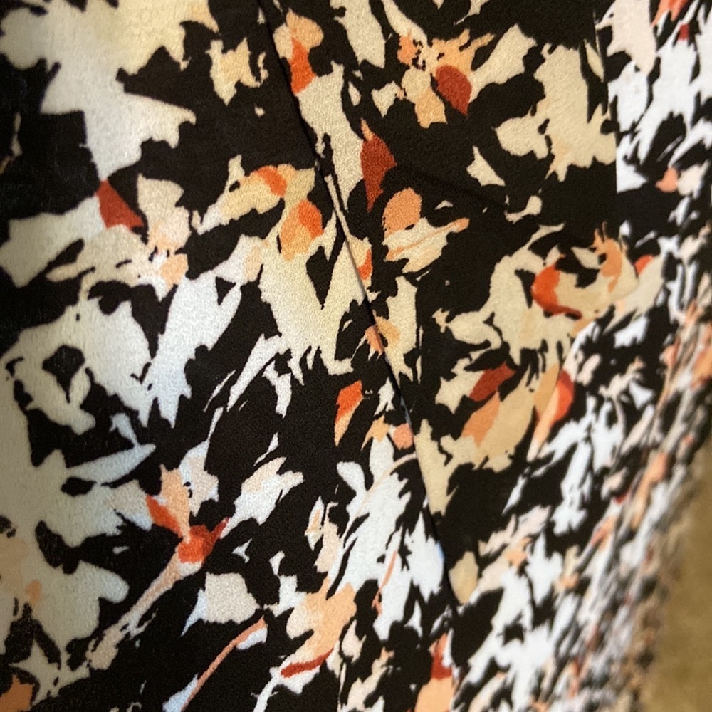 White House Black Market- EUC hi/low dress - Picture 4 of 5